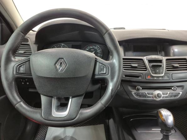 Renault Laguna III с пробегом 2009 года, цена 560 000 рублей, 270739 км, лифтбек, Автокод Объявления