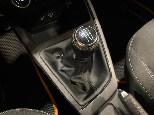 Renault Duster II с пробегом 2021 года, цена 2 000 000 рублей, 45056 км, внедорожник, Автокод Объявления