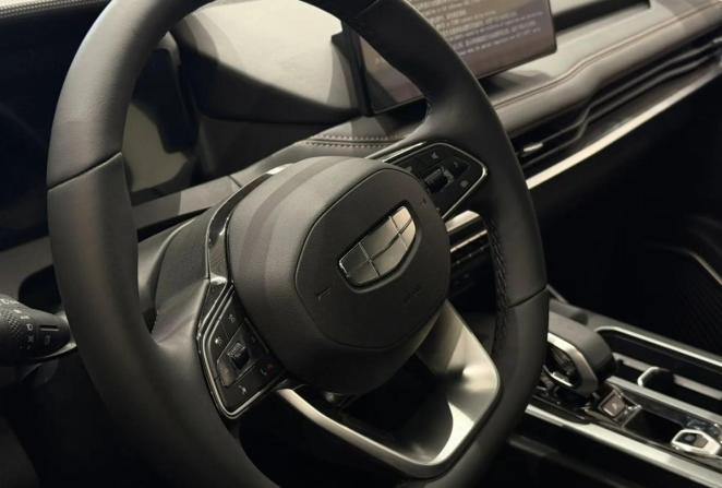 Новый Geely Okavango I Рестайлинг 2026 года, цена 4 085 990 рублей, внедорожник, Автокод Объявления