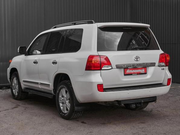 Toyota Land Cruiser 200 Series Рестайлинг 1 с пробегом 2012 года, цена 3 680 000 рублей, 235050 км, внедорожник, Автокод Объявления