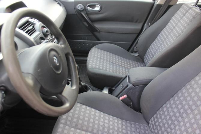 Renault Megane II Рестайлинг с пробегом 2008 года, цена 357 000 рублей, 235731 км, седан, Автокод Объявления