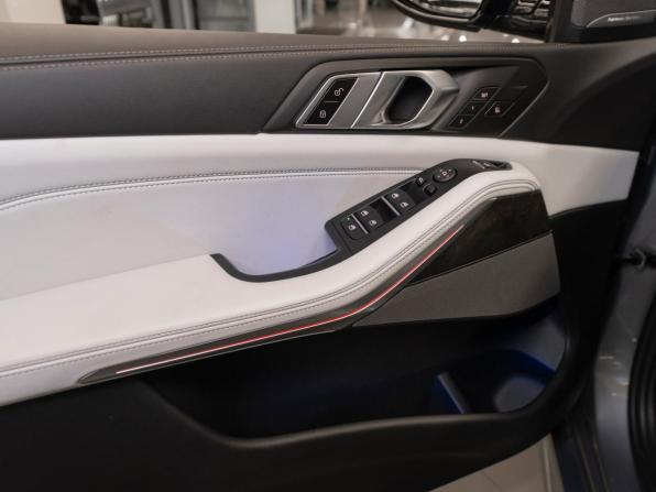 BMW X5 IV (G05/G18) Рестайлинг с пробегом 2023 года, цена 12 600 000 рублей, 18988 км, внедорожник, Автокод Объявления