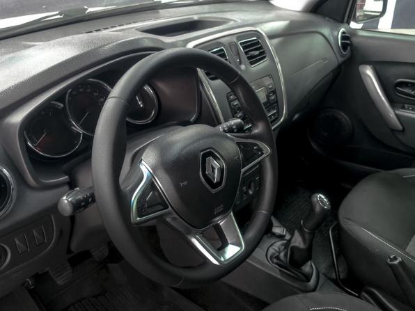 Renault Sandero II Рестайлинг с пробегом 2020 года, цена 1 279 900 рублей, 123226 км, хэтчбек, Автокод Объявления