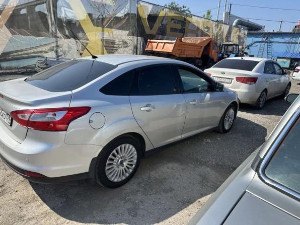 Ford Focus III с пробегом 2013 года, цена 847 000 рублей, 82500 км, седан, Автокод Объявления