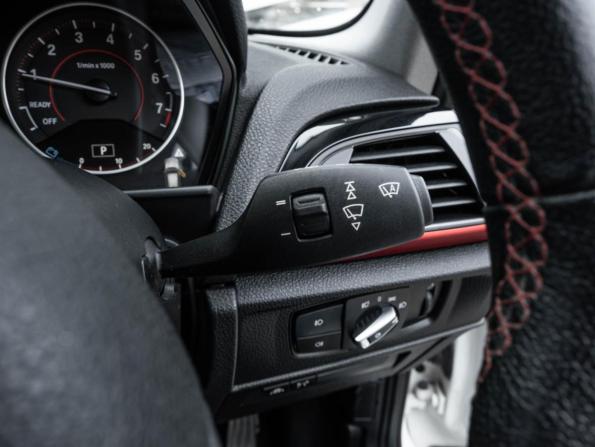 BMW 1 серии II (F20/F21) Рестайлинг с пробегом 2015 года, цена 1 590 000 рублей, 116480 км, хэтчбек, Автокод Объявления