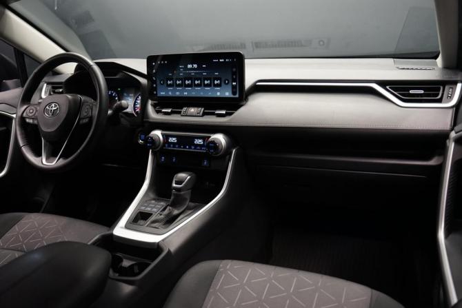 Toyota RAV4 V (XA50) с пробегом 2021 года, цена 3 680 000 рублей, 94571 км, внедорожник, Автокод Объявления