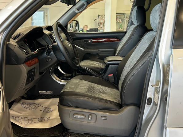 Toyota Land Cruiser Prado 120 Series с пробегом 2004 года, цена 1 849 000 рублей, 316000 км, внедорожник, Автокод Объявления