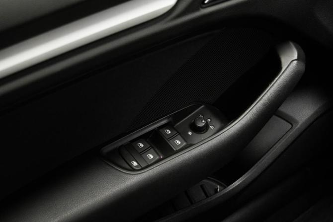 Audi A3 III (8V) Рестайлинг с пробегом 2017 года, цена 1 950 000 рублей, 70000 км, седан, Автокод Объявления