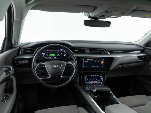 Audi e-tron Sportback I с пробегом 2020 года, цена 3 997 434 рубля, 114430 км, внедорожник, Автокод Объявления