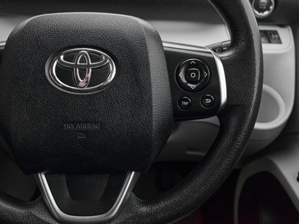 Toyota Sienta II с пробегом 2017 года, цена 1 240 000 рублей, 183421 км, минивэн, Автокод Объявления