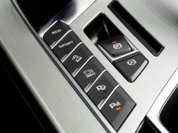 Geely Coolray I с пробегом 2021 года, цена 1 599 000 рублей, 95373 км, внедорожник, Автокод Объявления