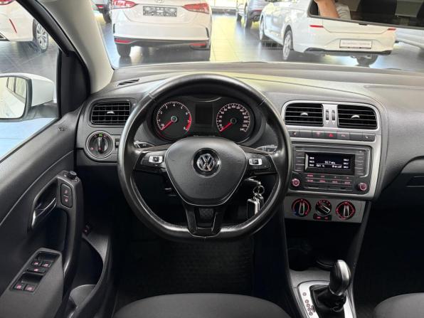 Volkswagen Polo V Рестайлинг с пробегом 2020 года, цена 1 388 000 рублей, 97315 км, седан, Автокод Объявления