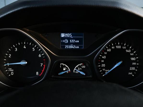 Ford Focus III с пробегом 2013 года, цена 749 000 рублей, 251842 км, универсал, Автокод Объявления