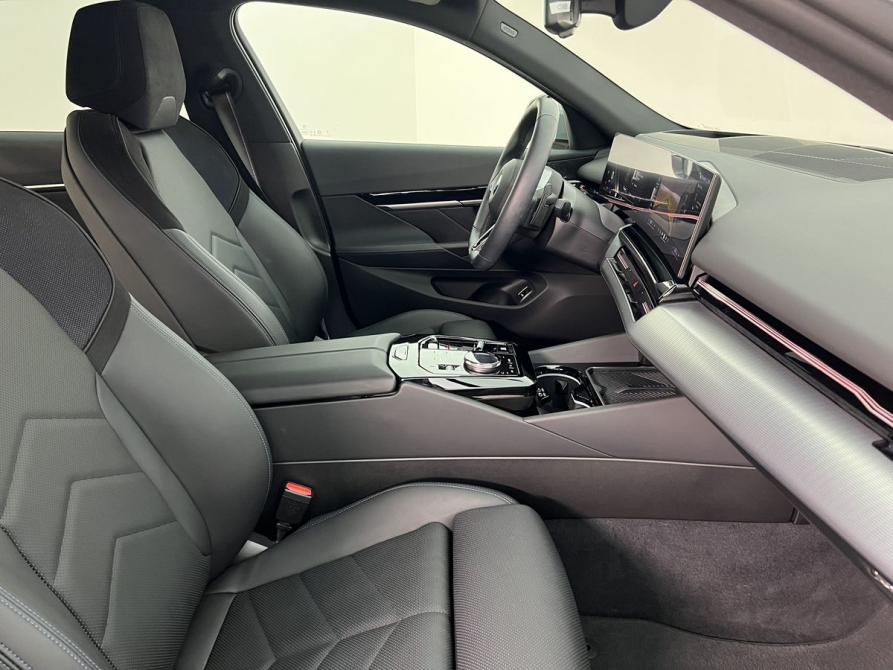 BMW 5 серии VIII (G60/G61/G68) Москва  - изображение 11