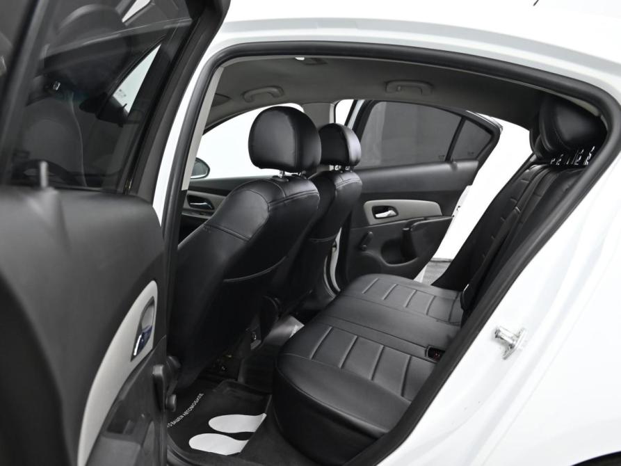 Chevrolet Cruze I Рестайлинг Москва  - изображение 13