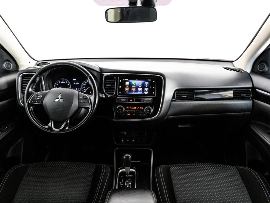 Mitsubishi Outlander III Рестайлинг 3 Санкт-Петербург  - изображение 10