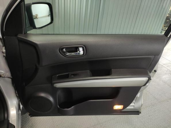 Nissan X-Trail II с пробегом 2010 года, цена 940 000 рублей, 268382 км, внедорожник, Автокод Объявления