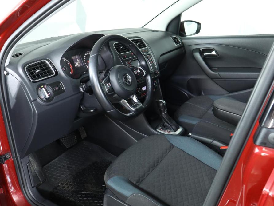 Volkswagen Polo V Рестайлинг Москва  - изображение 20