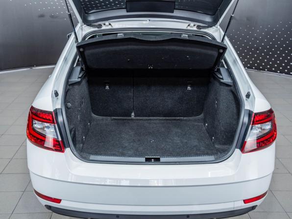 Skoda Octavia III (A7) Рестайлинг с пробегом 2019 года, цена 1 700 000 рублей, 162966 км, лифтбек, Автокод Объявления