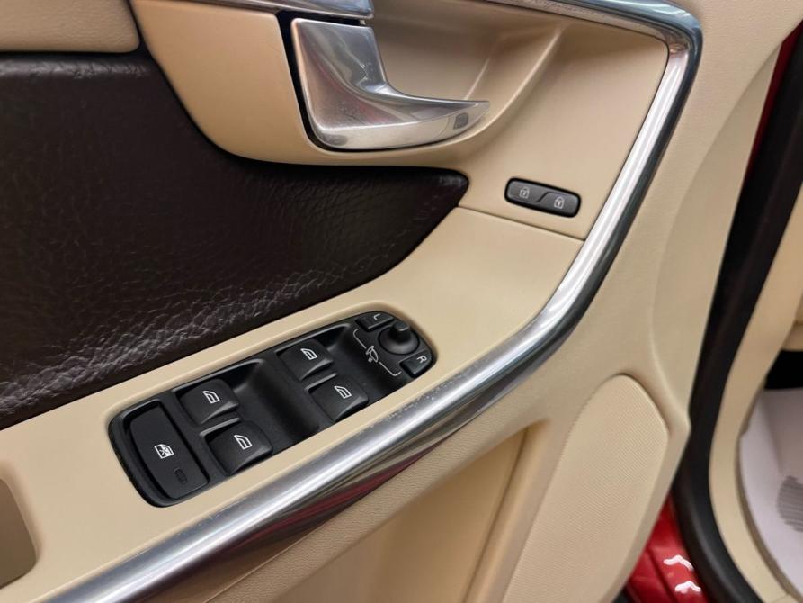 Volvo XC60 I Санкт-Петербург  - изображение 18