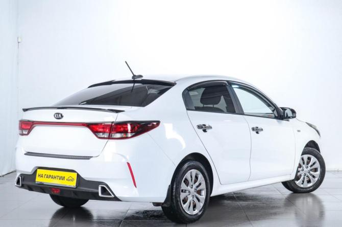Kia Rio IV Рестайлинг с пробегом 2021 года, цена 1 299 000 рублей, 124120 км, седан, Автокод Объявления