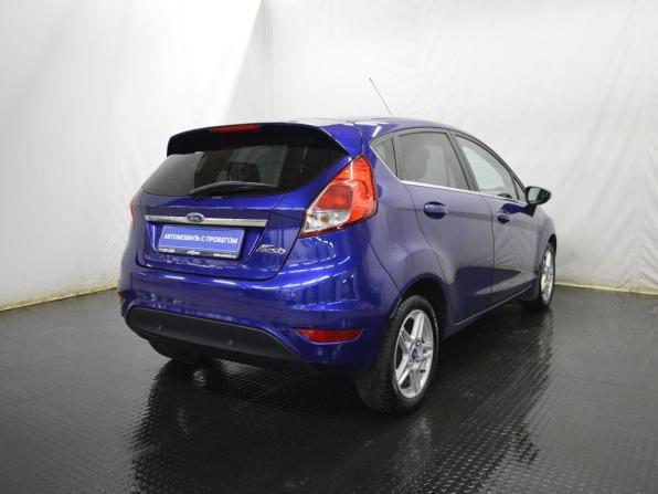 Ford Fiesta Mk6 Рестайлинг с пробегом 2016 года, цена 800 000 рублей, 110000 км, седан, Автокод Объявления