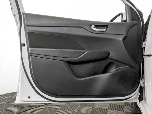 Hyundai Solaris II Рестайлинг с пробегом 2022 года, цена 1 565 000 рублей, 104513 км, седан, Автокод Объявления