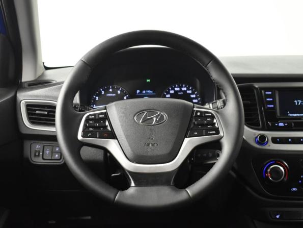 Hyundai Solaris II с пробегом 2017 года, цена 1 299 900 рублей, 82471 км, седан, Автокод Объявления