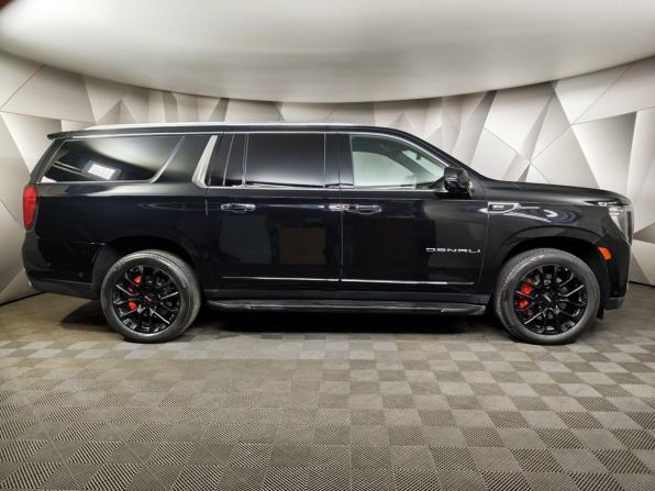 GMC Yukon V с пробегом 2023 года, цена 7 900 000 рублей, 78682 км, внедорожник, Автокод Объявления