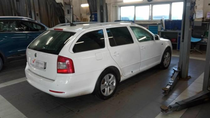 Skoda Octavia II (A5) Рестайлинг с пробегом 2012 года, цена 870 000 рублей, 226645 км, универсал, Автокод Объявления
