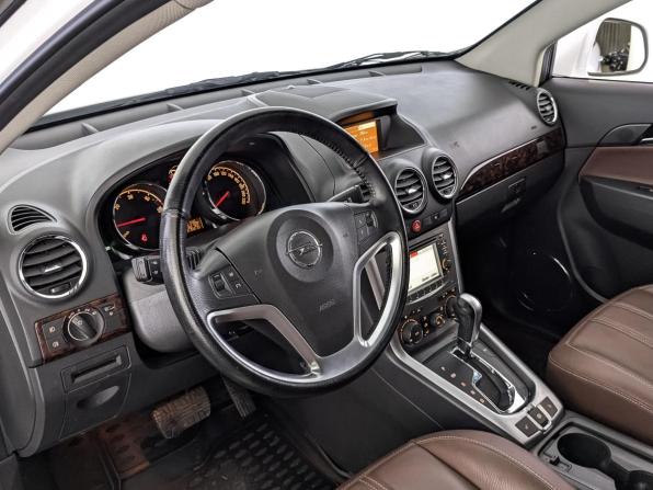Opel Antara I Рестайлинг с пробегом 2014 года, цена 1 960 000 рублей, 32559 км, внедорожник, Автокод Объявления