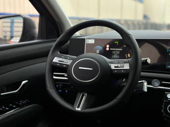 Hyundai Tucson IV Рестайлинг с пробегом 2026 года, цена 4 000 000 рублей, 25 км, внедорожник, Автокод Объявления