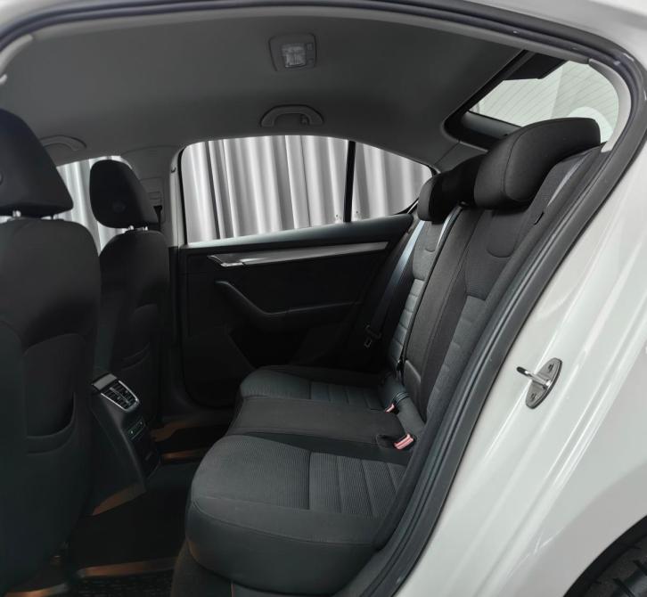 Skoda Octavia III (A7) Москва  - изображение 11