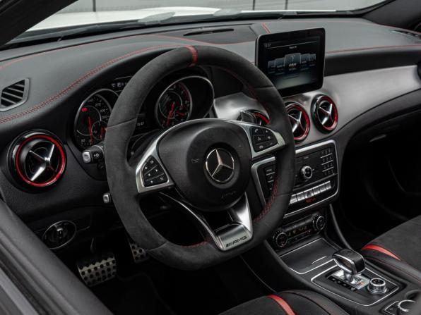 Mercedes-Benz GLA AMG I (X156) Рестайлинг с пробегом 2017 года, цена 3 316 000 рублей, 135481 км, внедорожник, Автокод Объявления