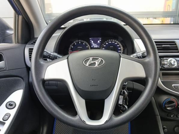 Hyundai Solaris I с пробегом 2013 года, цена 929 000 рублей, 92805 км, седан, Автокод Объявления