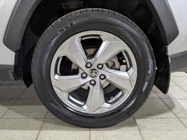 Toyota RAV4 V (XA50) с пробегом 2021 года, цена 2 750 000 рублей, 124300 км, внедорожник, Автокод Объявления