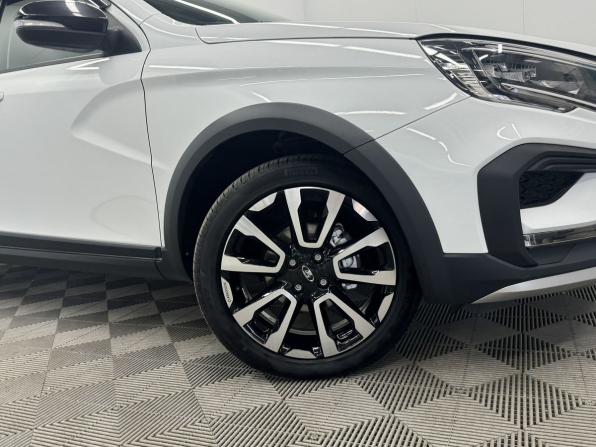 Lada (ВАЗ) Vesta I Рестайлинг (NG) с пробегом 2024 года, цена 1 529 000 рублей, 11142 км, универсал, Автокод Объявления