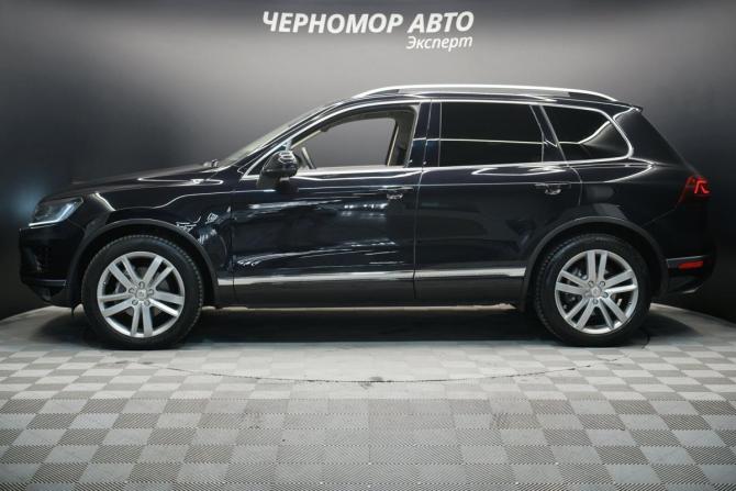 Volkswagen Touareg II Рестайлинг с пробегом 2015 года, цена 2 740 000 рублей, 239463 км, внедорожник, Автокод Объявления