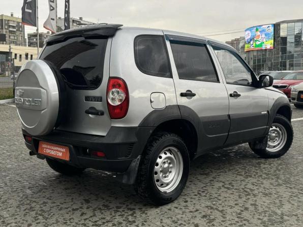 Chevrolet Niva I Рестайлинг с пробегом 2011 года, цена 365 000 рублей, 270000 км, внедорожник, Автокод Объявления