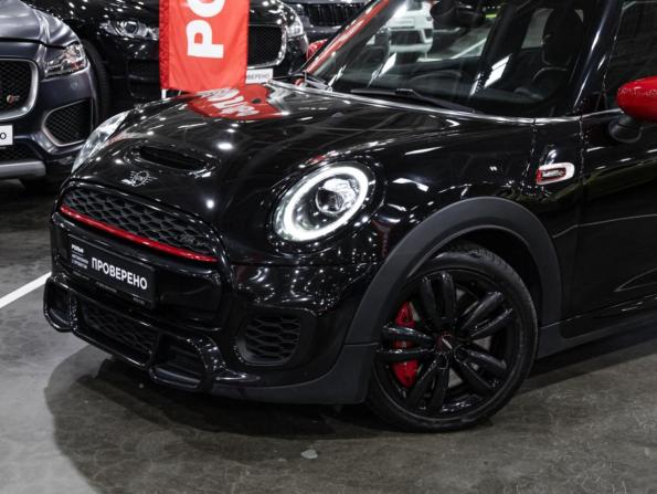 Mini Hatch III (F55/F56) Рестайлинг с пробегом 2019 года, цена 2 799 000 рублей, 54711 км, хэтчбек, Автокод Объявления