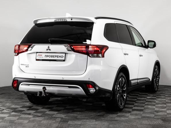 Mitsubishi Outlander III Рестайлинг 3 с пробегом 2021 года, цена 2 899 000 рублей, 98413 км, внедорожник, Автокод Объявления
