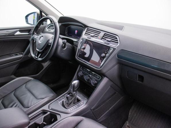 Volkswagen Tiguan II с пробегом 2019 года, цена 2 395 000 рублей, 85277 км, внедорожник, Автокод Объявления