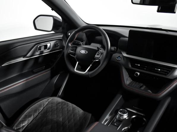 Ford Explorer VI Рестайлинг с пробегом 2024 года, цена 7 800 000 рублей, 10981 км, внедорожник, Автокод Объявления