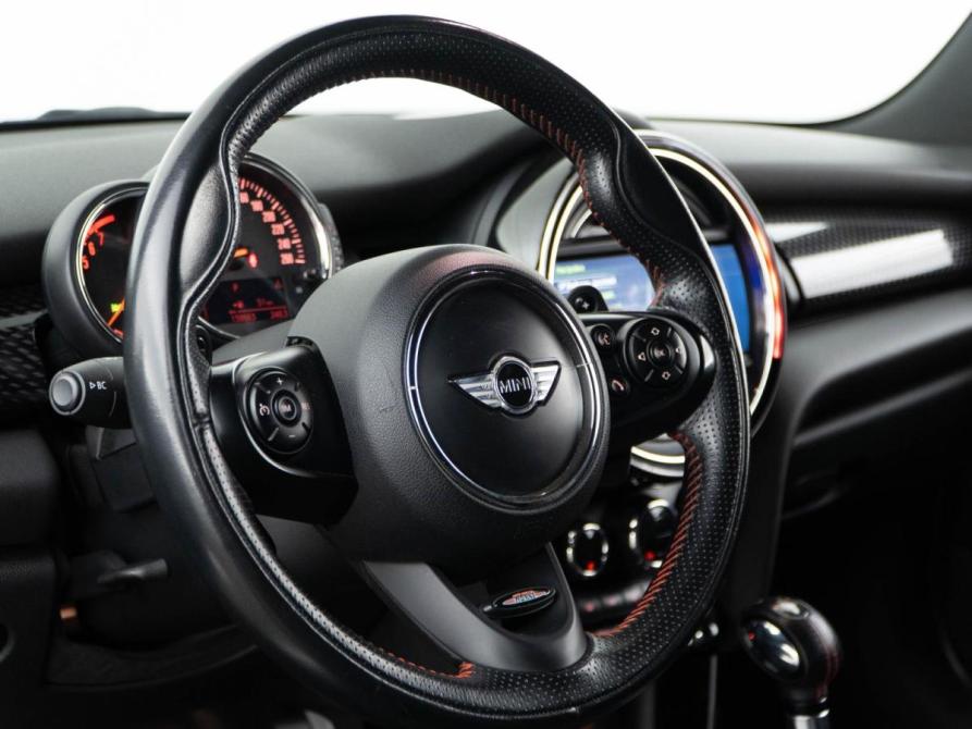 Mini Hatch III (F55/F56) Москва  - изображение 11