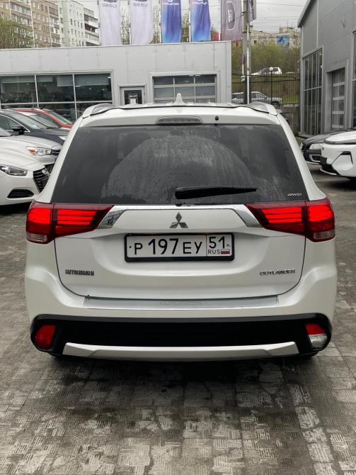Mitsubishi Outlander III Рестайлинг 2 Мурманск  - изображение 5