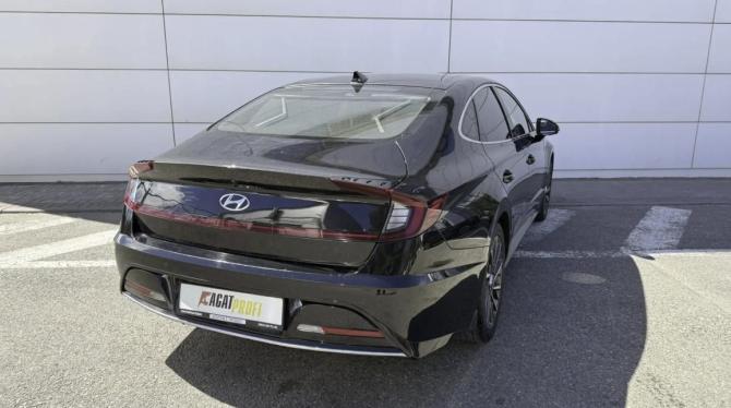 Hyundai Sonata VIII (DN8) с пробегом 2021 года, цена 2 520 000 рублей, 77125 км, седан, Автокод Объявления