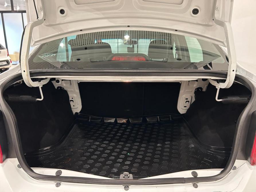 Renault Logan II Санкт-Петербург  - изображение 12