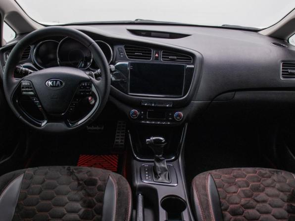 Kia Ceed II с пробегом 2015 года, цена 1 180 000 рублей, 175367 км, хэтчбек, Автокод Объявления