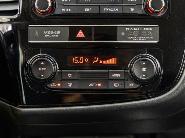 Mitsubishi Outlander III Рестайлинг 3 с пробегом 2019 года, цена 1 998 000 рублей, 150320 км, внедорожник, Автокод Объявления