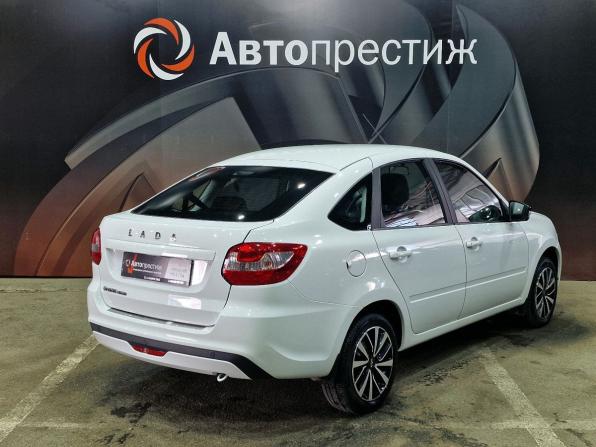 Lada (ВАЗ) Granta I Рестайлинг с пробегом 2024 года, цена 929 000 рублей, 14000 км, лифтбек, Автокод Объявления